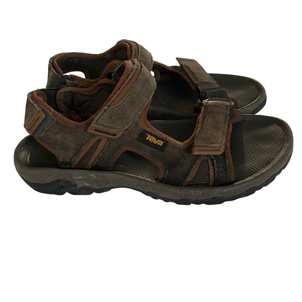 TEVA Men’s Brown suede Hudson sandals Size 7. Nice
